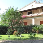 Conti 4*