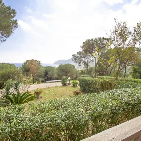 Aparthotel Conti Lacona